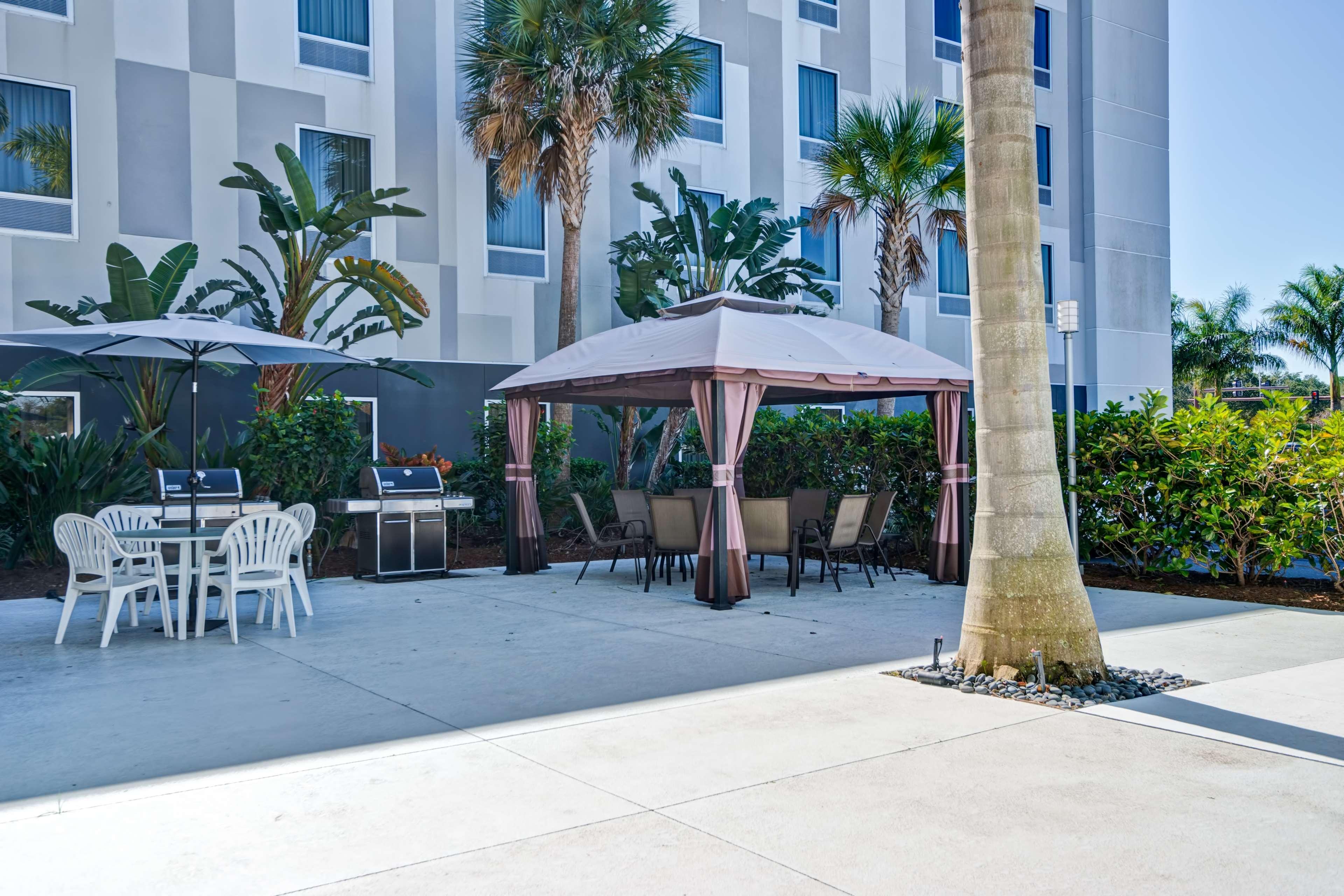 Hampton Inn & Suites Sarasota / Bradenton - Airport Bagian luar foto