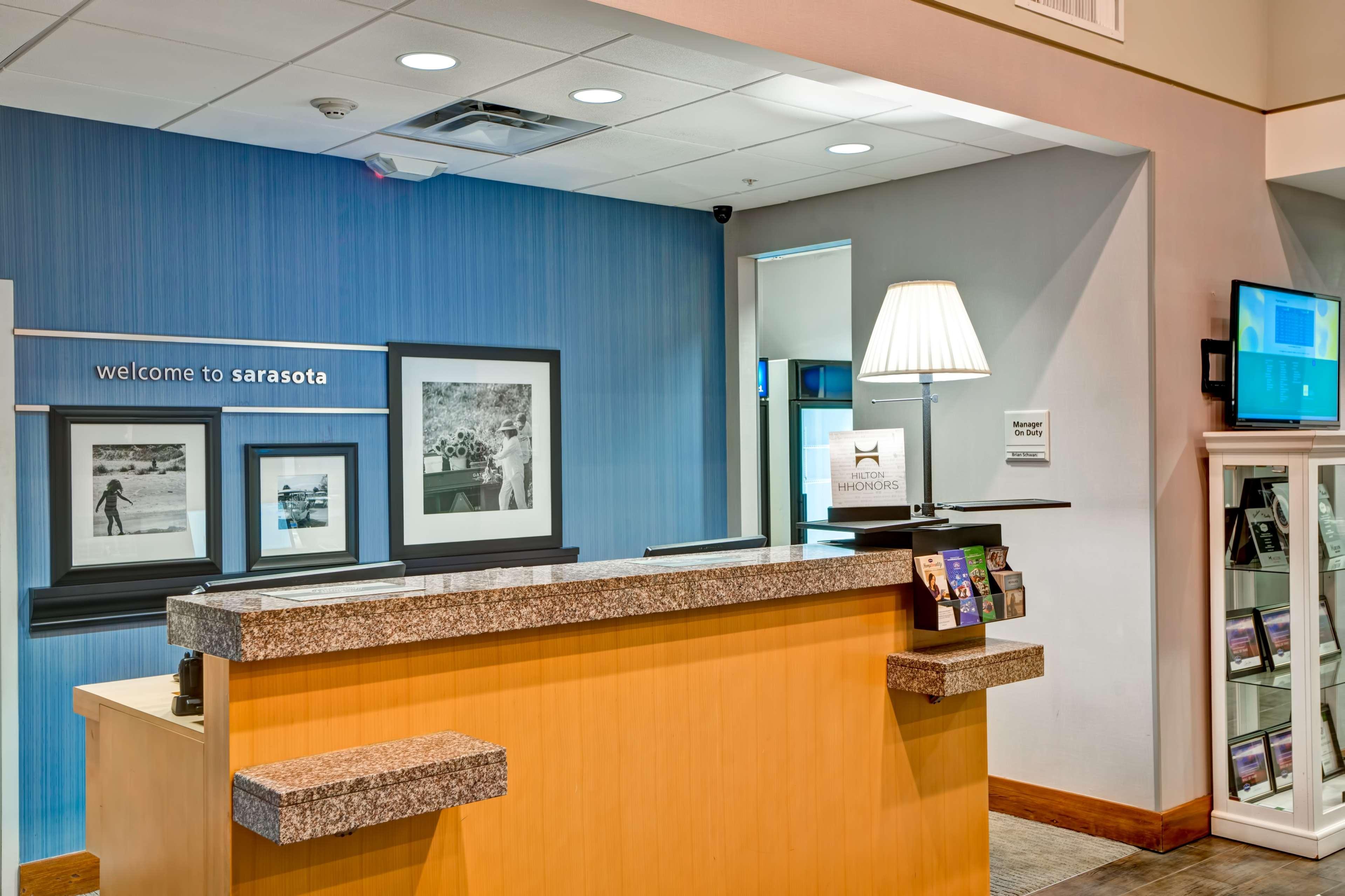 Hampton Inn & Suites Sarasota / Bradenton - Airport Bagian luar foto