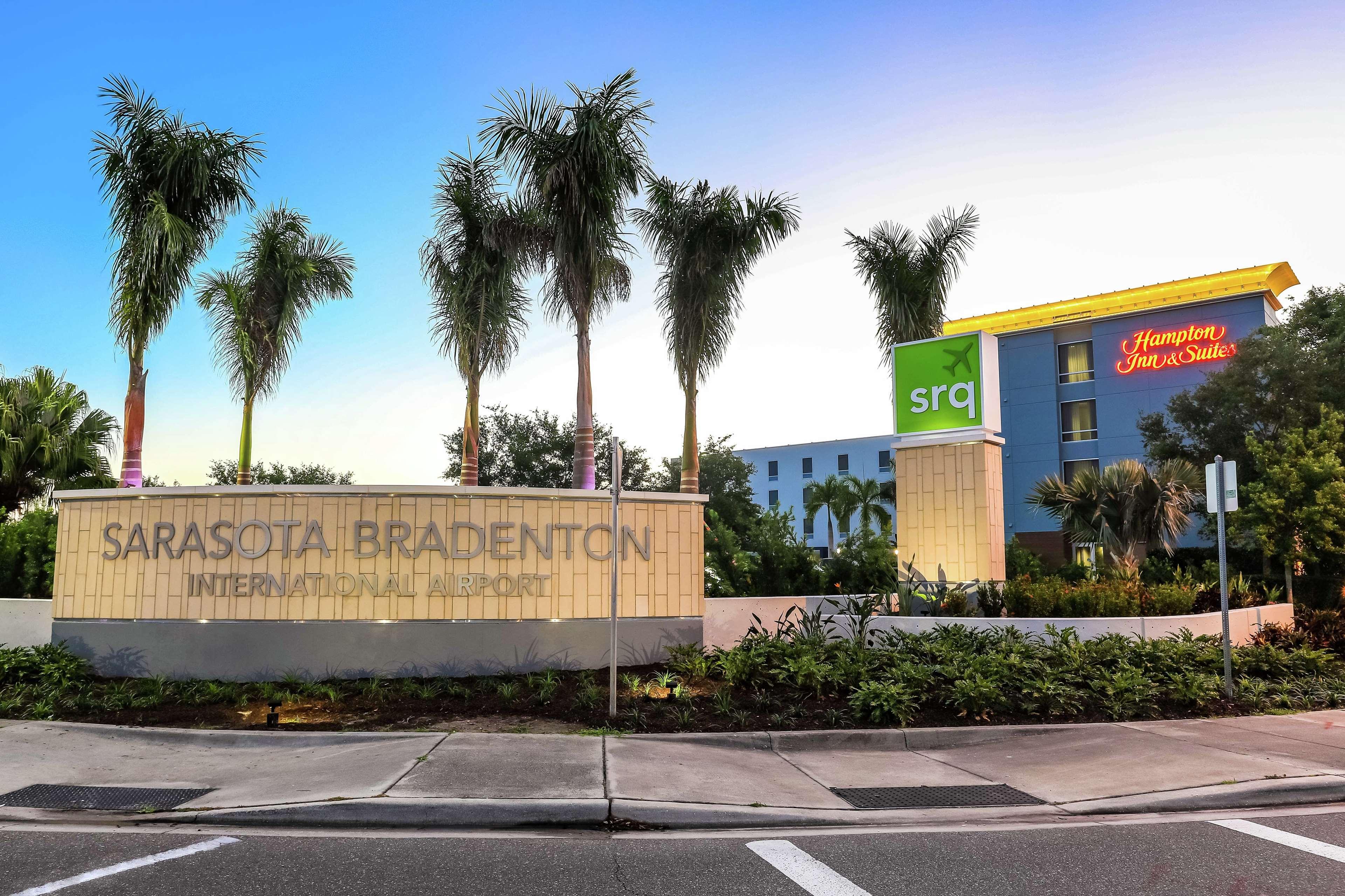 Hampton Inn & Suites Sarasota / Bradenton - Airport Bagian luar foto