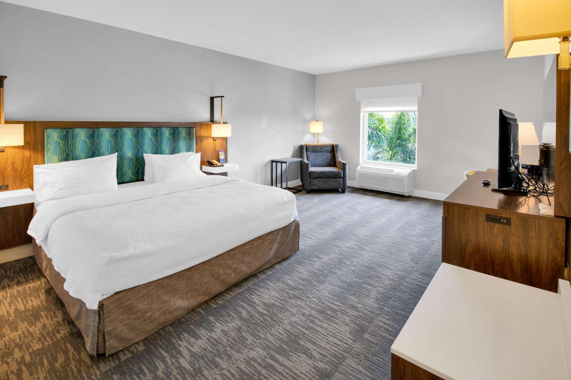 Hampton Inn & Suites Sarasota / Bradenton - Airport Bagian luar foto